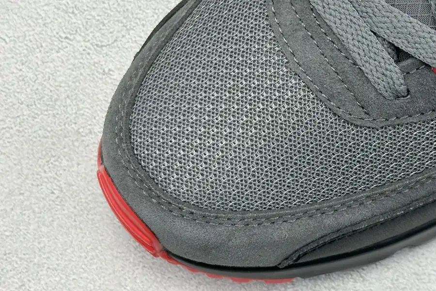 Nike Air Max 90 Urban Sport Sneaker with Grind Material
