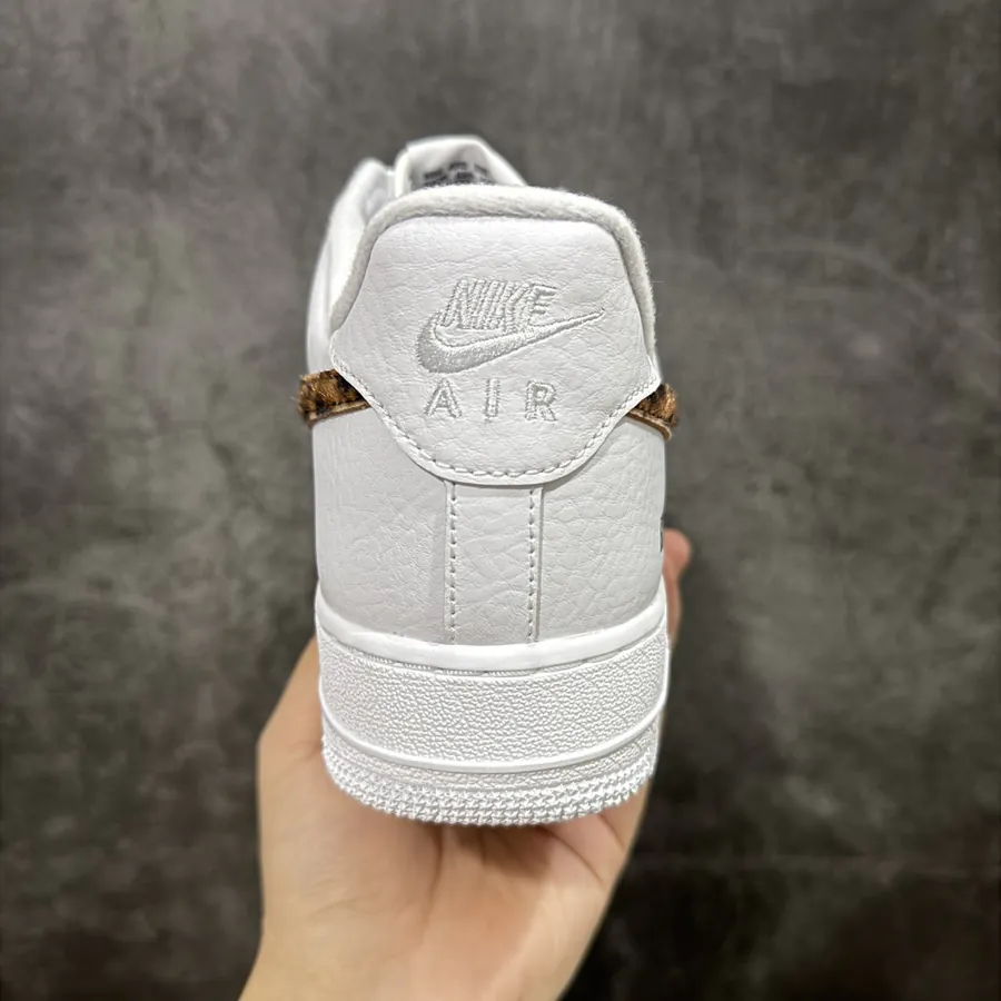 Nike Air Force 1 Low 07 x Superme Leopard Print