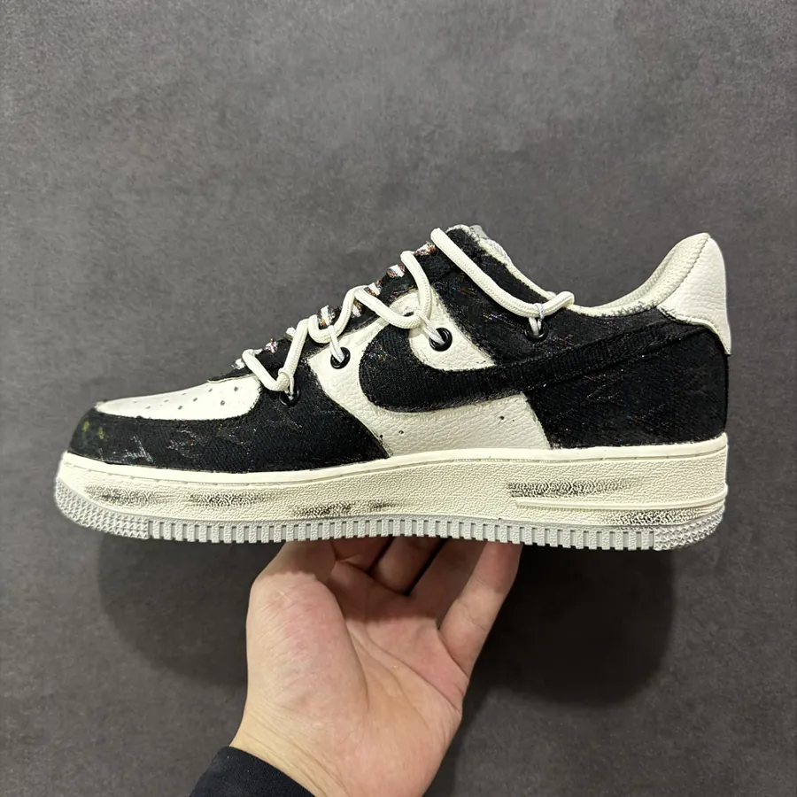 Nike Air Force 107 Low Blue Daisy Hand Painted Sneaker