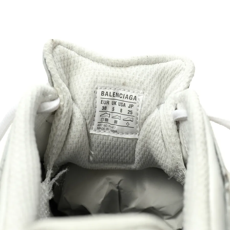 BALENCIAGA Monday Sneaker Vintage Style, Daily Commute