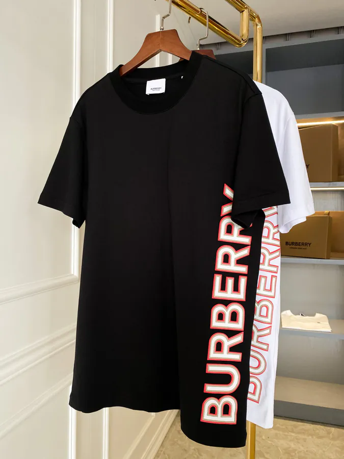 Burberry Logo Print Cotton T Shirt Classic Fit