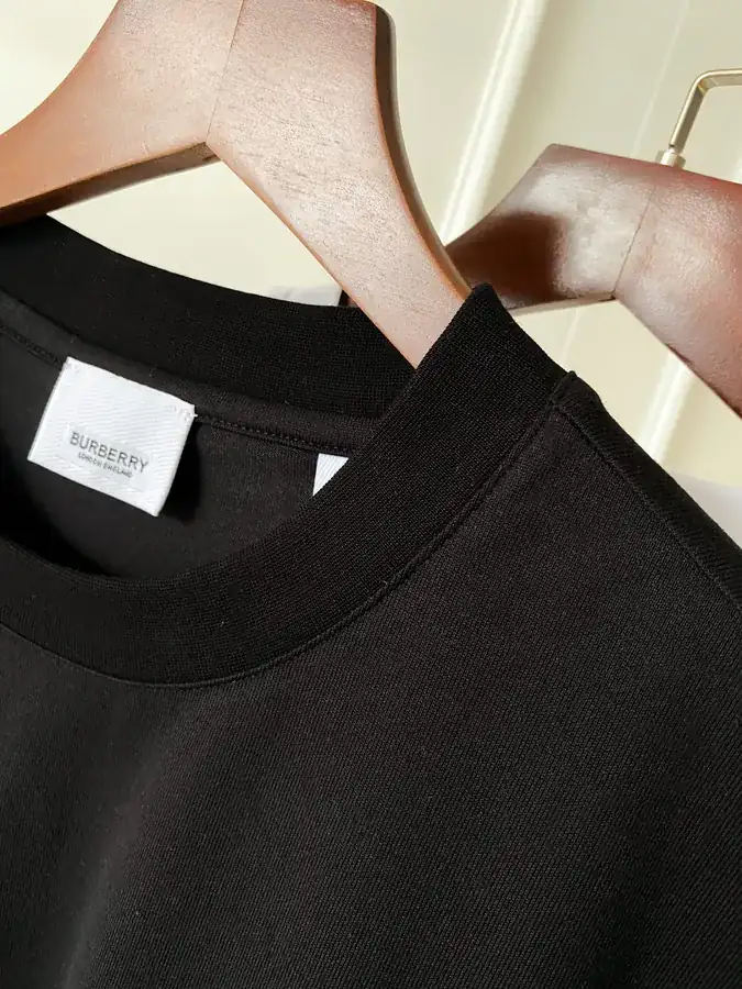 Burberry Logo Print Cotton T Shirt Classic Fit
