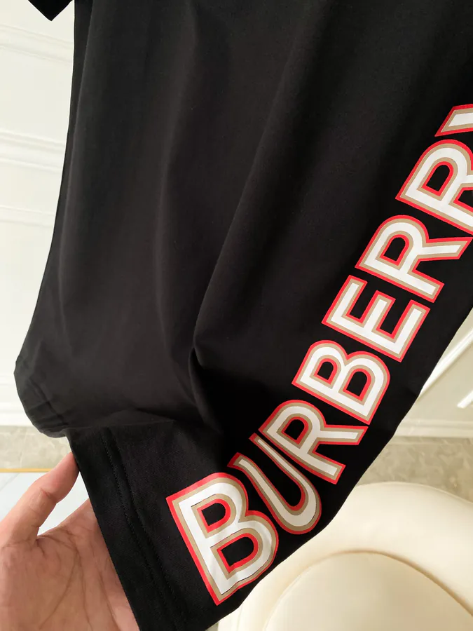 Burberry Logo Print Cotton T Shirt Classic Fit
