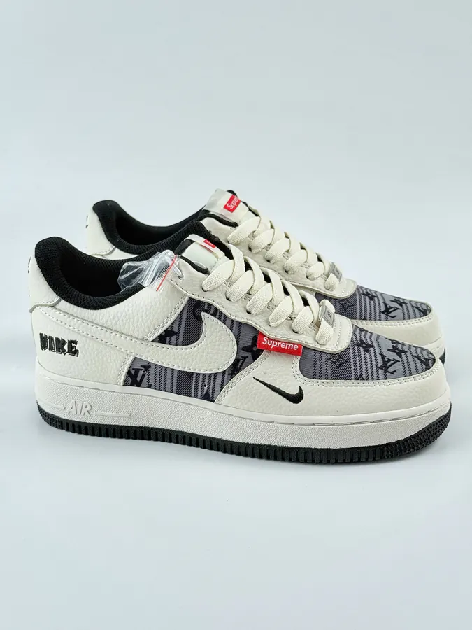 Nike Air Force 1 Low 07 x Supreme White Black Swoosh