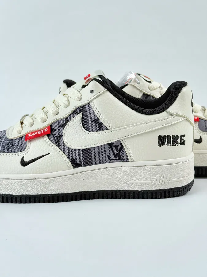 Nike Air Force 1 Low 07 x Supreme White Black Swoosh