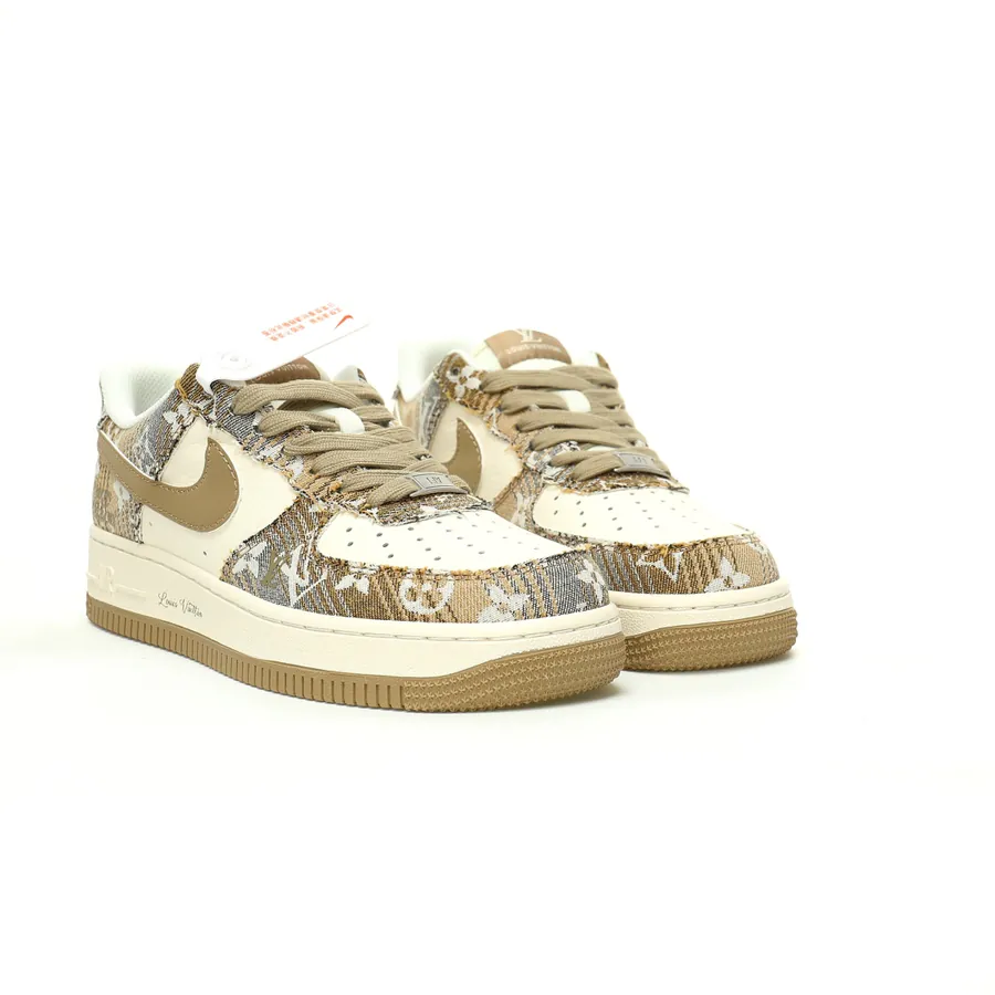 Louis Vuitton x Air Force 1 07 8 Low Monogram Series Low Top Sneaker