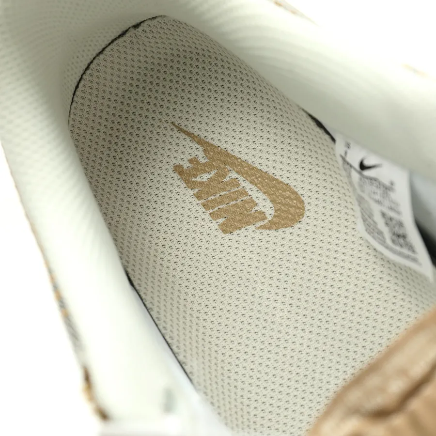Louis Vuitton x Air Force 1 07 8 Low Monogram Series Low Top Sneaker