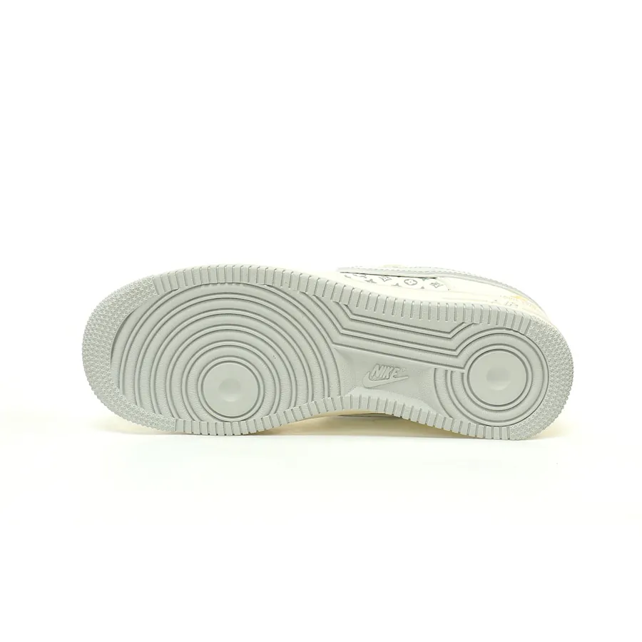 Louis Vuitton x Air Force 1 07 8 Low Monogram Classic Sneaker