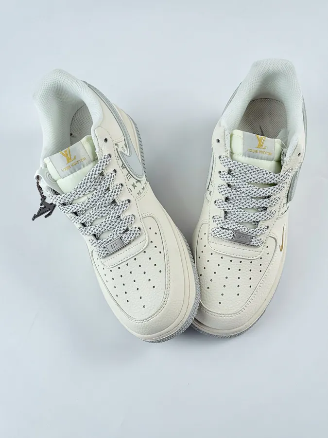 Nike Air Force 1 Low 07 x Louis Vuitton White and Gray Monogram Starry