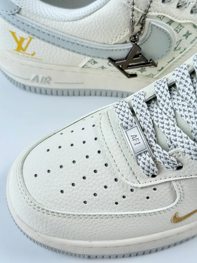 Nike Air Force 1 Low 07 x Louis Vuitton White and Gray Monogram Starry
