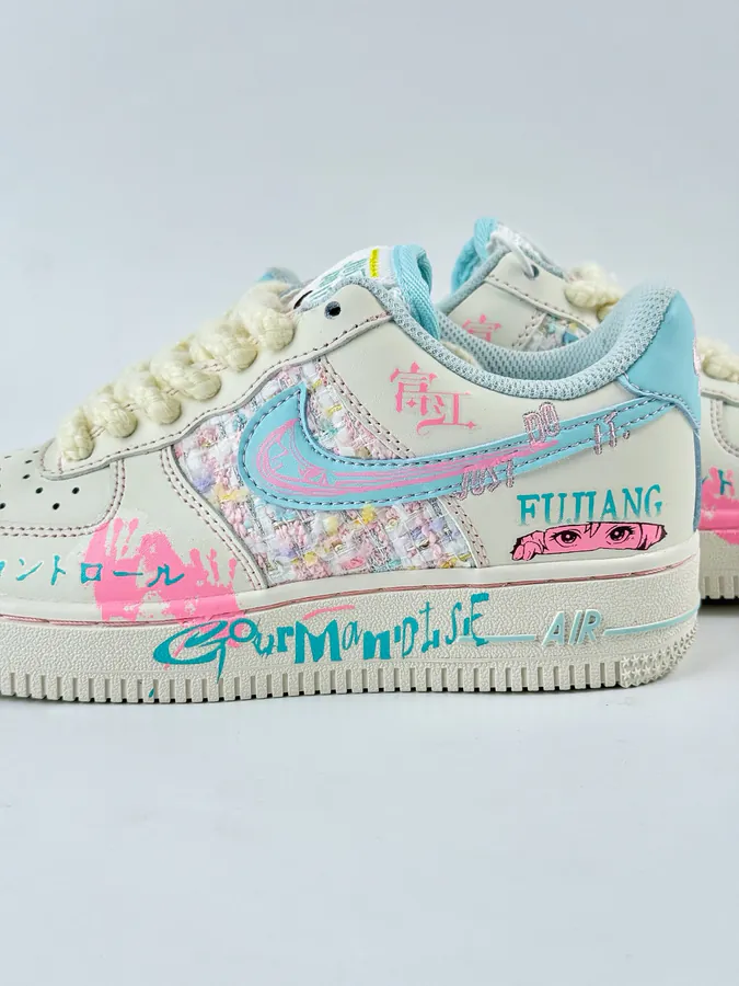 Nike Air Force 1 Low OG Version