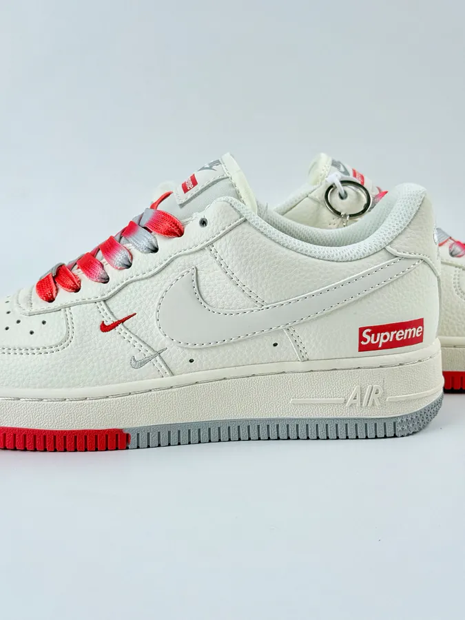 Nike Air Force 1 Low 07 x Supreme White Red Double Hook