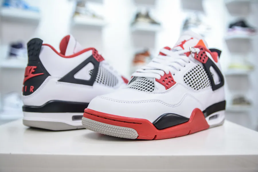 OG Original Air Jordan 4 Retro Fire Red