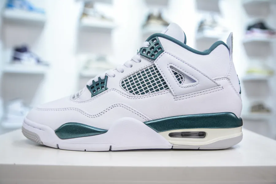 OG Original Air Jordan AJ4 Retro in Oxidized White and Green
