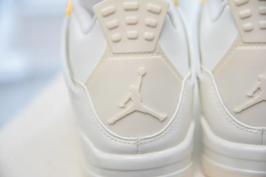 OG Original Air Jordan AJ4 in Metallic Gold and Cream White