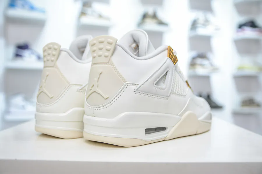 OG Original Air Jordan AJ4 in Metallic Gold