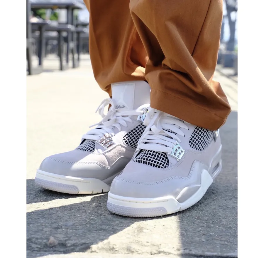Air Jordan AJ4 Light Iron Ore Frozen Moments