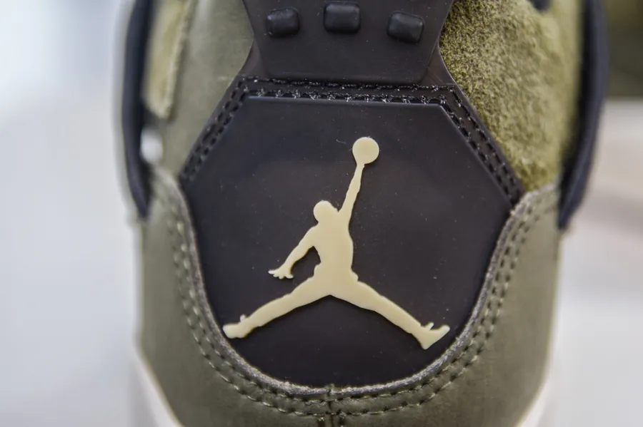 Air Jordan AJ4 Olive Authentic Military Green