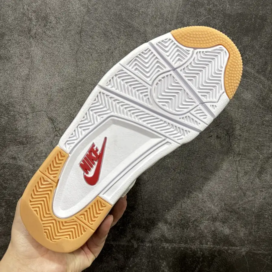 OG520540 Air Jordan AJ4 x Nike SB 联名海军蓝 白蓝