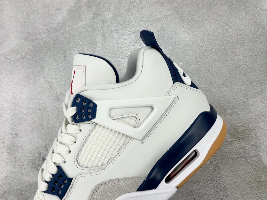 Nike SB x Jordan Air Jordan 4 'Navy' White Blue