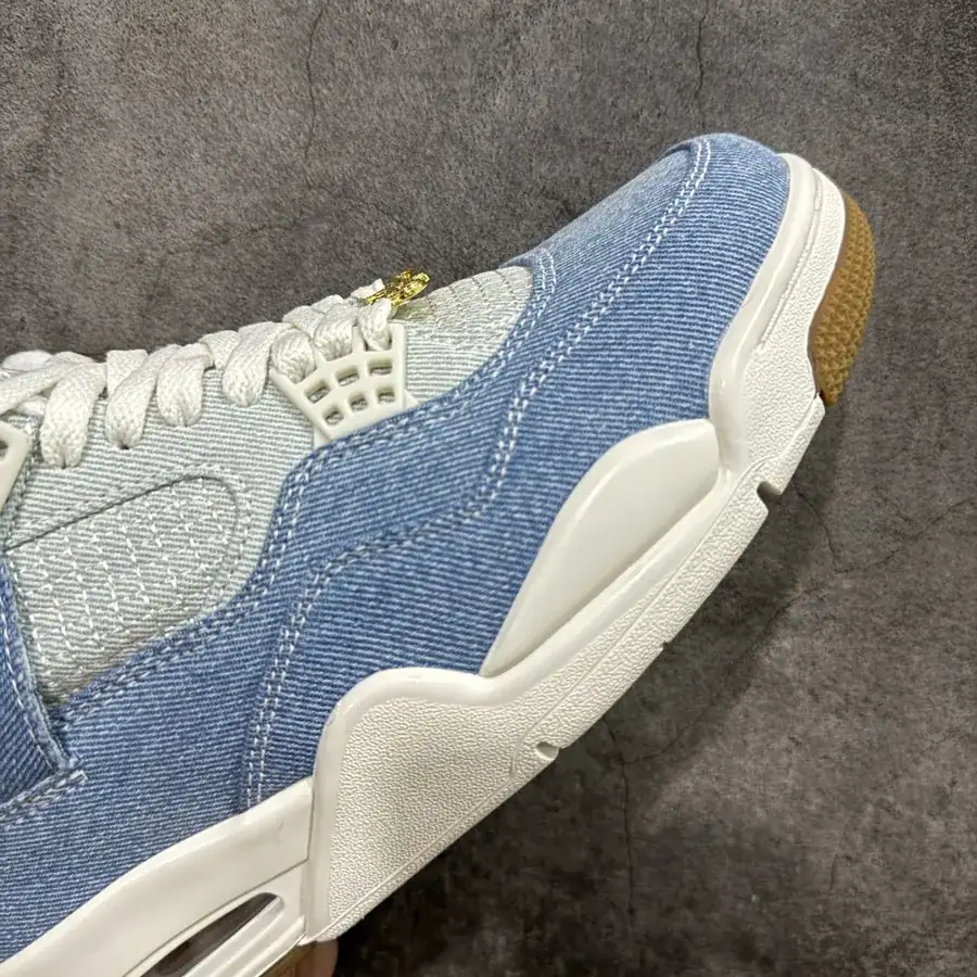 Air Jordan 4 Denim Worn Blue