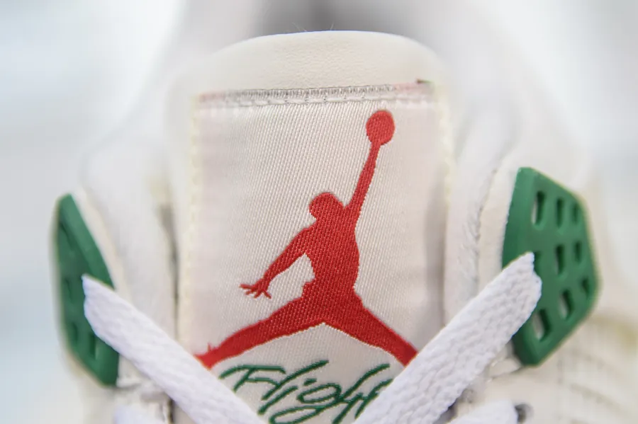 Nike SB x Jordan Air Jordan 4 'Pine Green' Retro Basketball Shoes