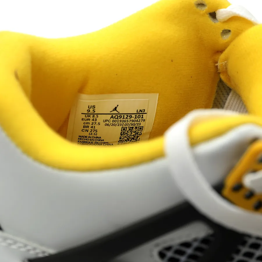 Air 4 Vivid Sulfur Retro Basketball Sneakers
