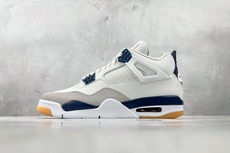 Nike SB x Jordan Air Jordan 4 Navy White Blue