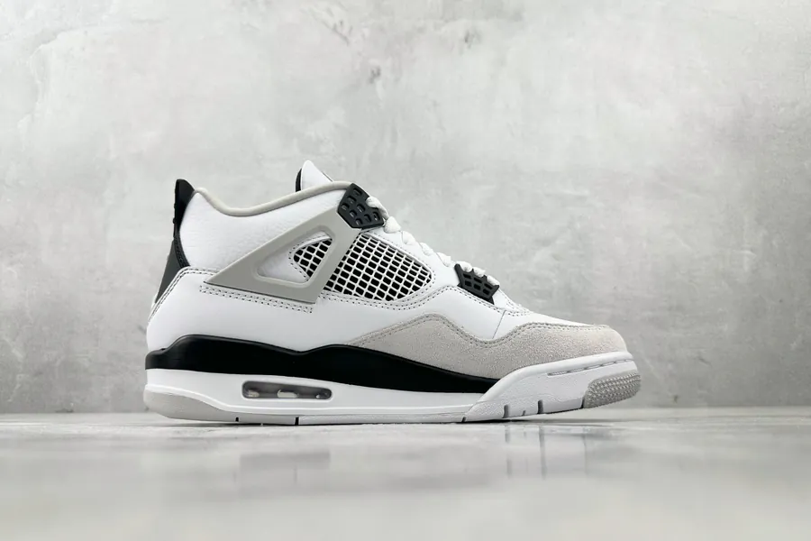 Jordan Air Jordan 4 Retro 'Military Black' Bucket Bag