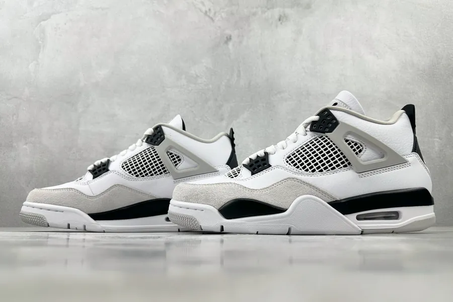 Jordan Air Jordan 4 Retro 'Military Black' Bucket Bag
