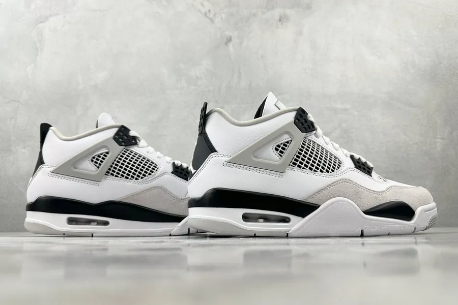 Jordan Air Jordan 4 Retro 'Military Black' Bucket Bag