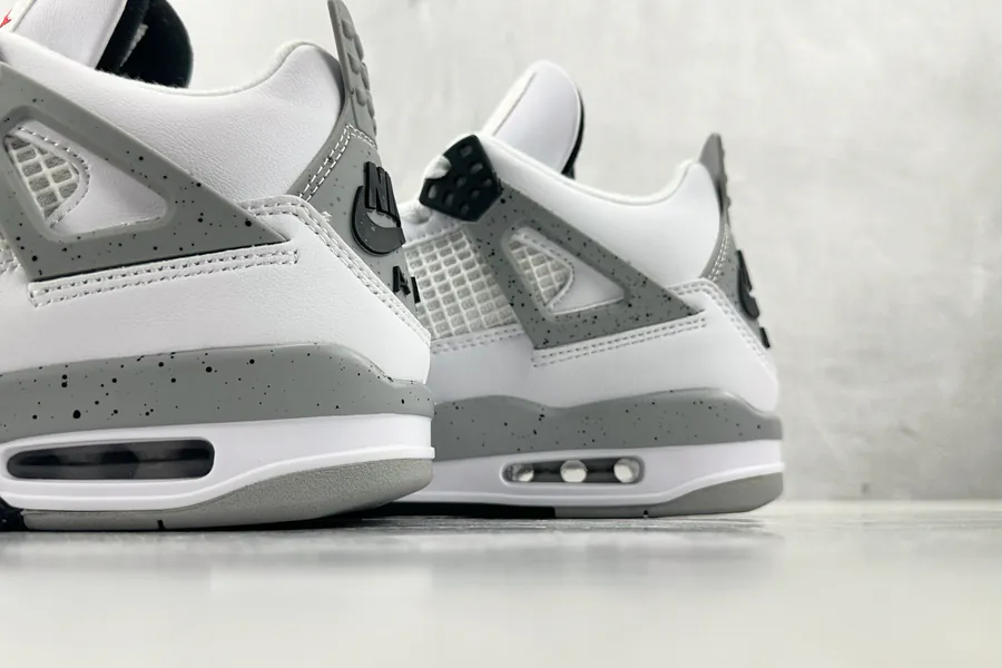 Jordan Air Jordan 4 0G White Cement