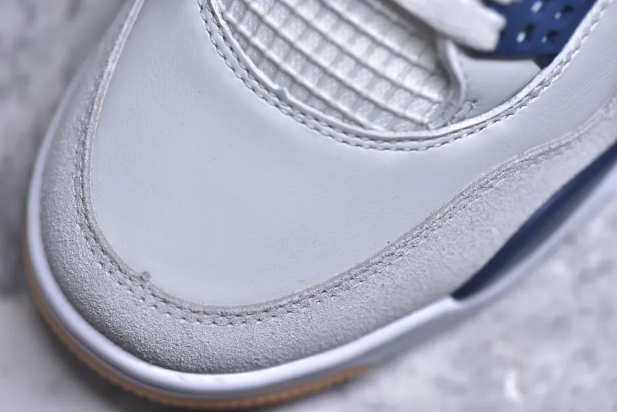 Nike SB x Air Jordan 4 Navy Blue Authentic Collaboration Sneaker