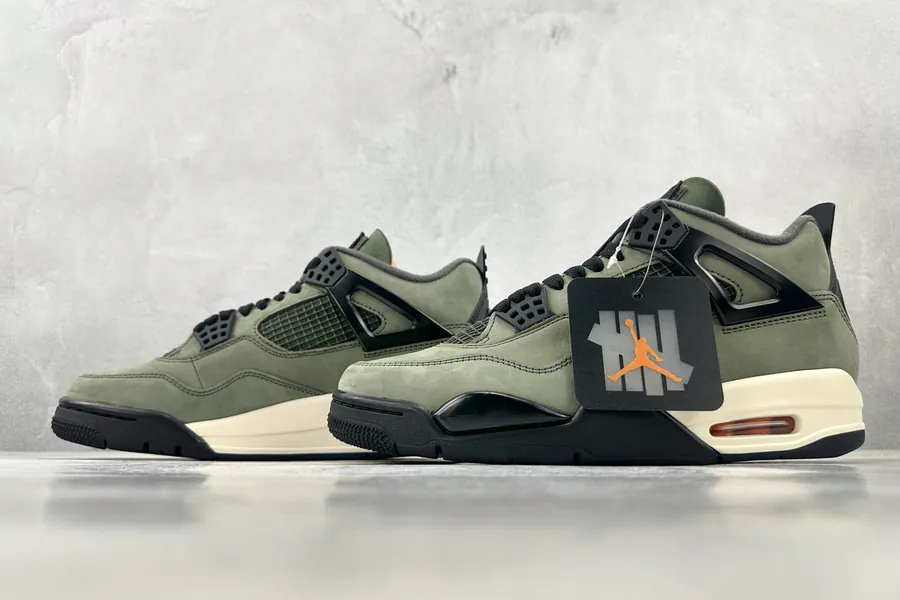 UNDEFEATED x Jordan Air Jordan 4 Olive