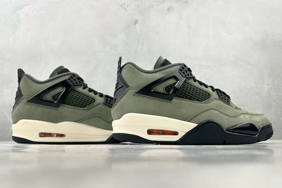 UNDEFEATED x Jordan Air Jordan 4 Olive