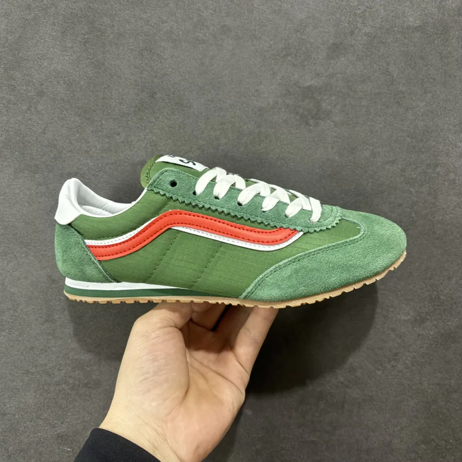 Vans Super LowPro in Green