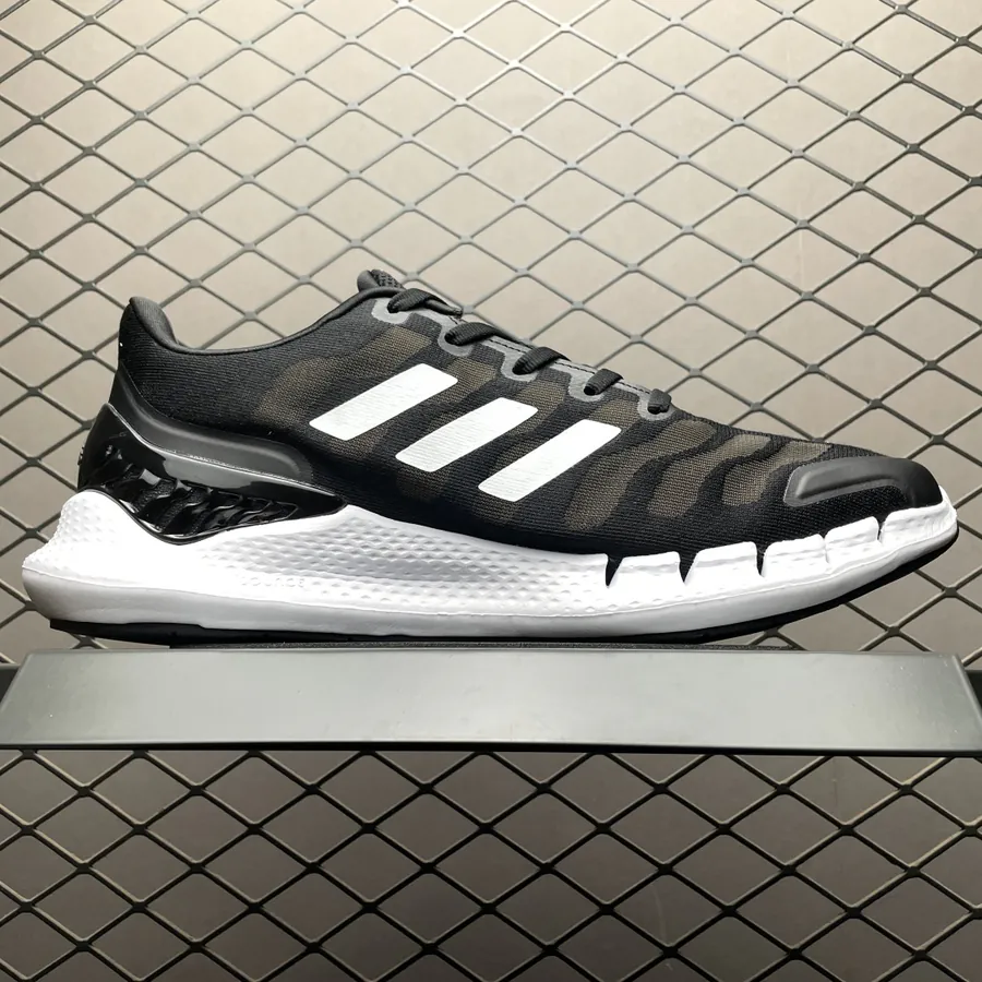 Adi iool Ventania Lightweight Running Shoes FX7351