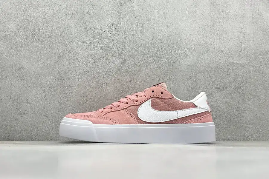 Nike SB Zoom Pogo Plus Bucket Bag
