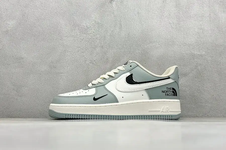 Nike Air Force 1 Low 07 x 联名