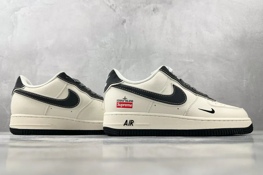 Nike Air Force 107 Supreme Collaboration