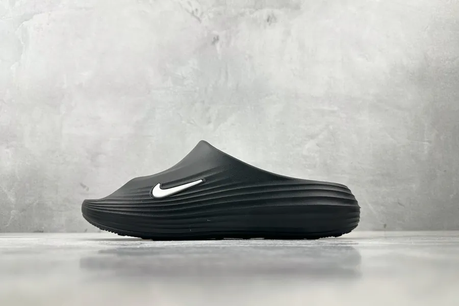 Nike ReactX Rejuven8 Black
