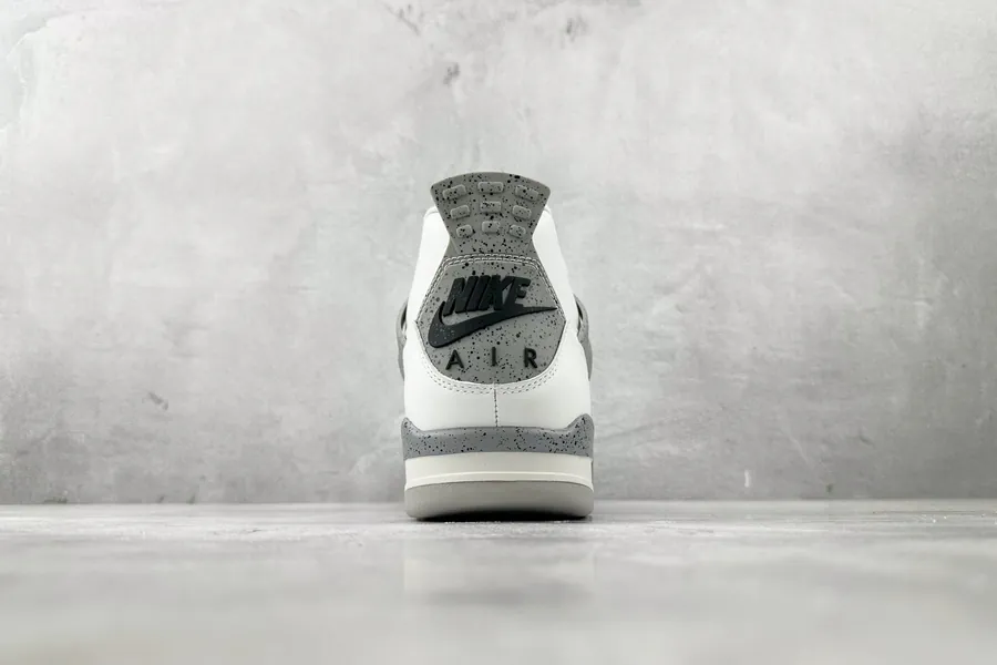 Air Jordan 4 Retro White Cement