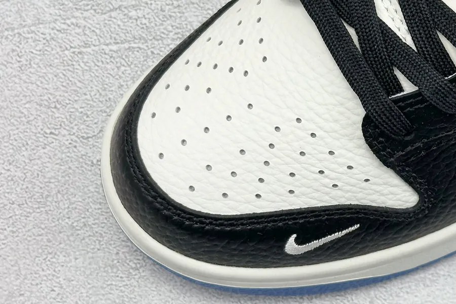 Nike SB Dunk Low x Fragment Design White Black Blue Swoosh