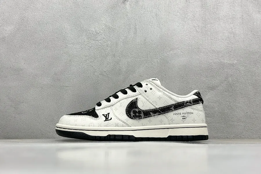 SC Version Nike SB Dunk Low LV Collaboration Black Denim Low Top Sneaker