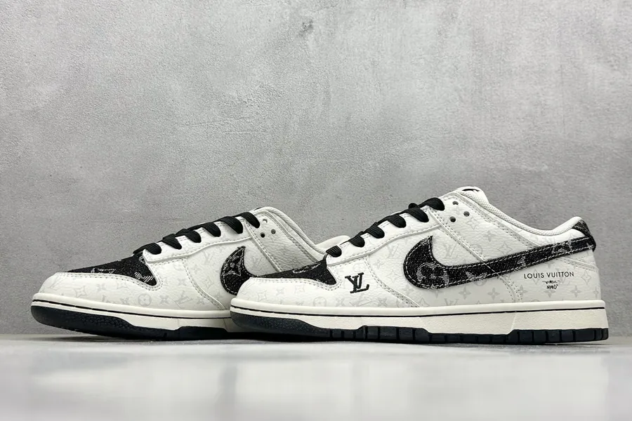 SC Version Nike SB Dunk Low LV Collaboration Black Denim Low Top Sneaker