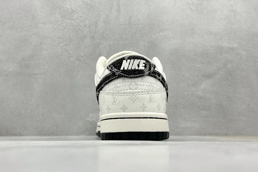 SC Version Nike SB Dunk Low LV Collaboration Black Denim Low Top Sneaker