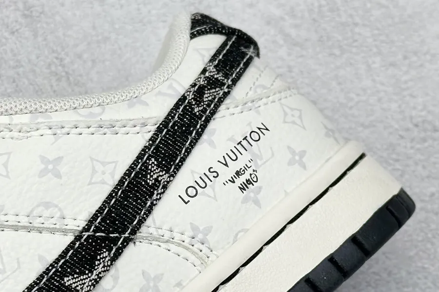 SC Version Nike SB Dunk Low LV Collaboration Black Denim Low Top Sneaker