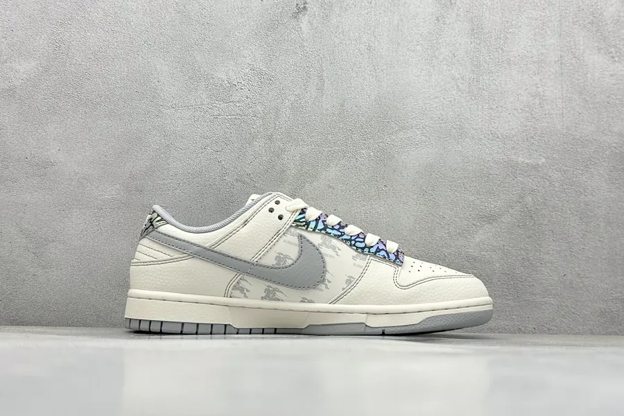 Nike SB Dunk Low x BURBERRY White Grey Small Chevron