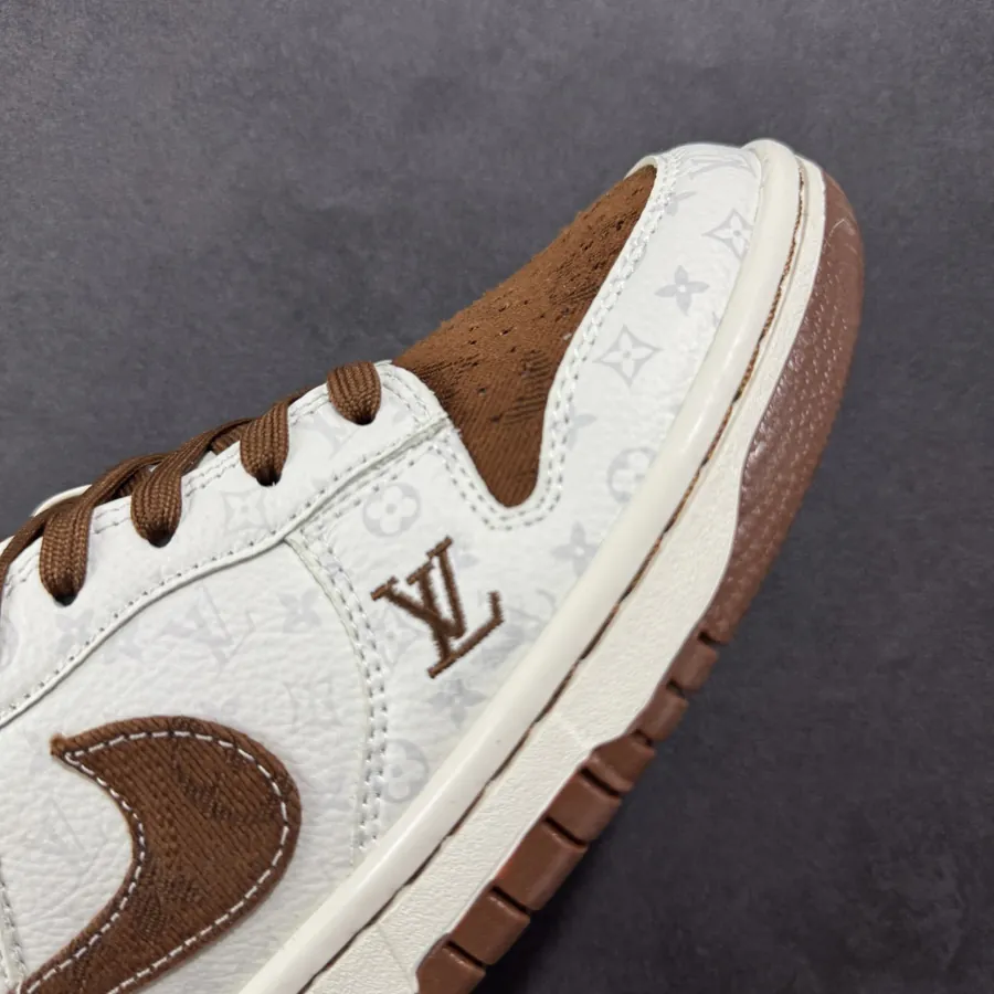 Nike SB Dunk Low LV Collaboration Coffee Calfskin