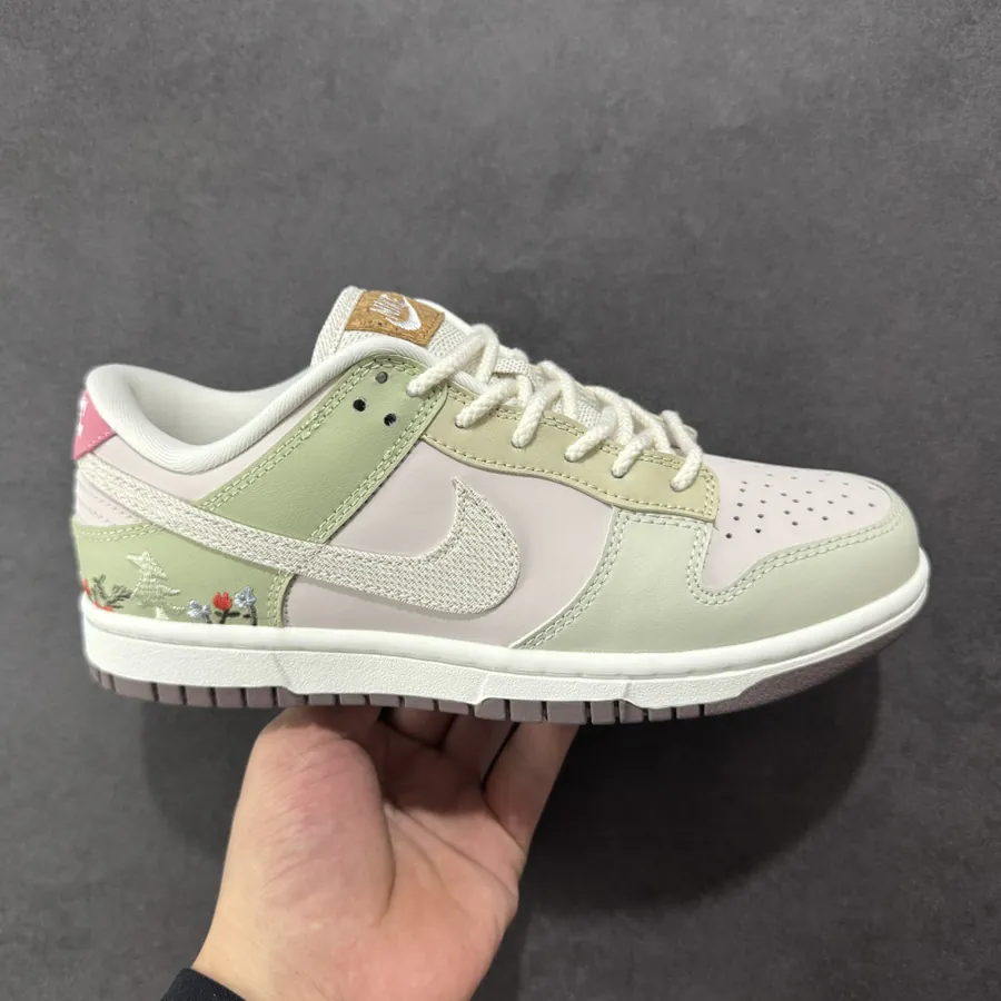 Nike Dunk Low Mushroom Green Pink